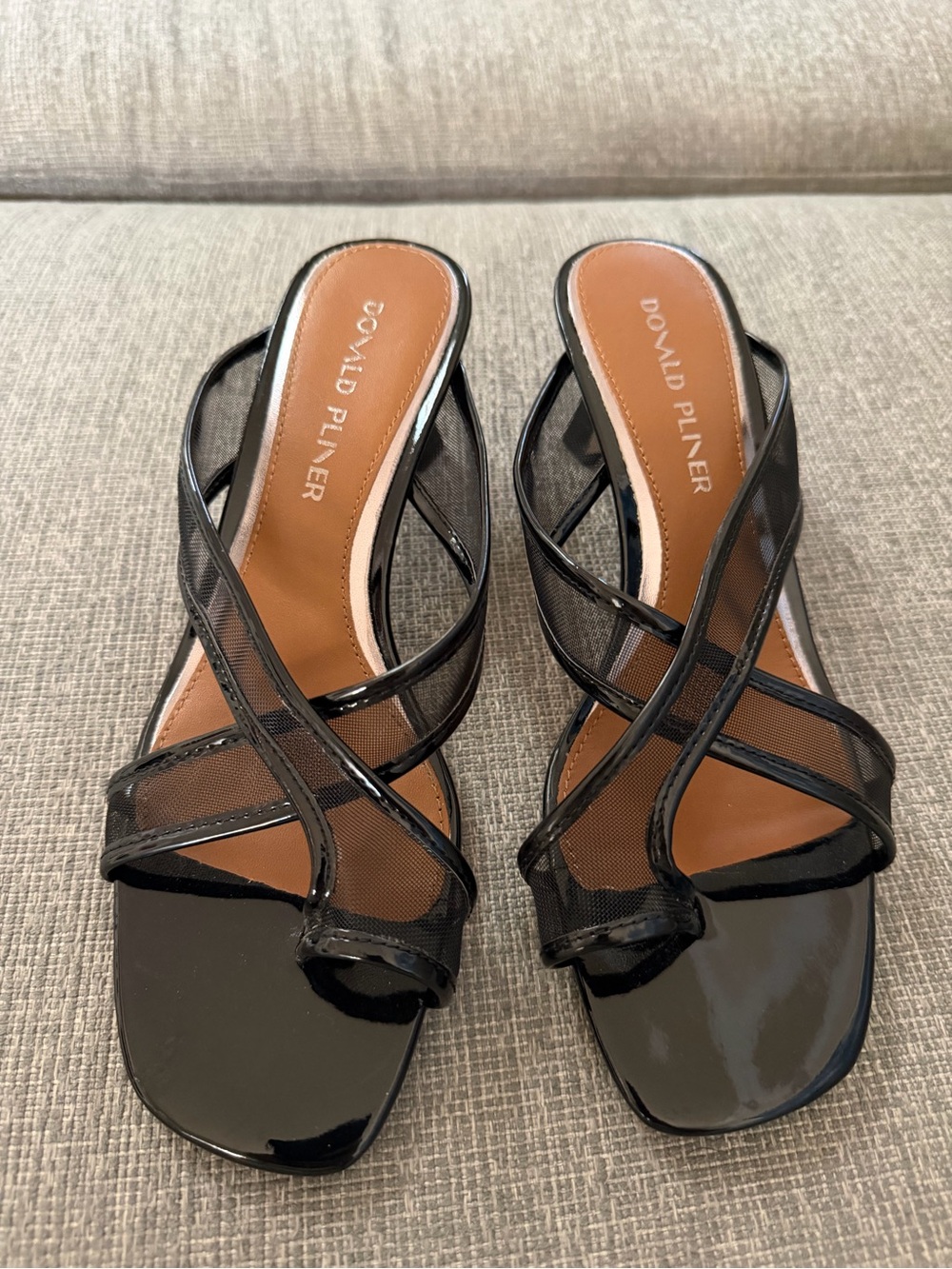 NWT Donald J Pliner Kiss Strappy Slide Sandals Shoes